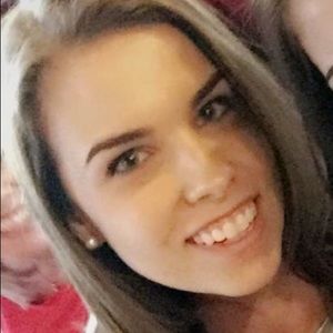 Meet your Posher, Arianna